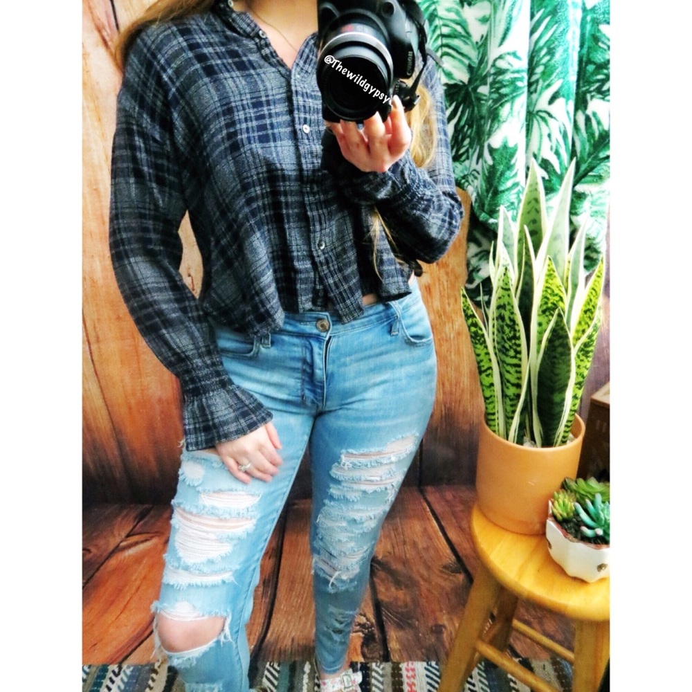 Madewell Cropped flannel top 🍃 - Picture 2 of 6